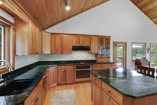 502 Shoreline Dr, Wayzata, MN 55391 - Photo 10