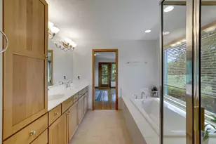 502 Shoreline Dr, Wayzata, MN 55391 - Photo 20