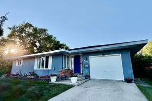 909 2nd St NE, Roseau, MN 56751 - Photo 1