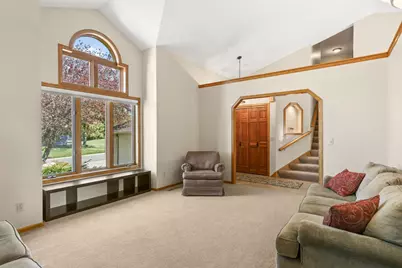 11525 Pondview Court, Champlin, MN 55316 - Photo 4