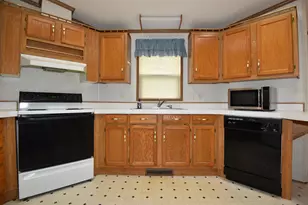805 2nd St NE, Milaca, MN 56353 - Photo 14