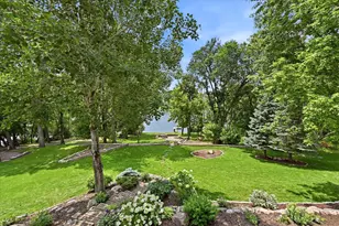 6690 Brenden Ct, Chanhassen, MN 55317 - Photo 2