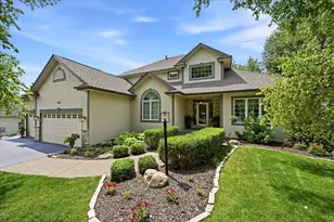6690 Brenden Ct, Chanhassen, MN 55317 - Photo 1