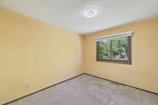 1604 Rio Loma Dr, Burnsville, MN 55337 - Photo 16