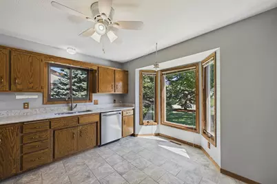 1604 Rio Loma Drive, Burnsville, MN 55337 - Photo 6