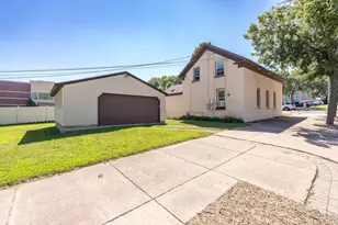 239 3rd Ave W, Shakopee, MN 55379 - Photo 2
