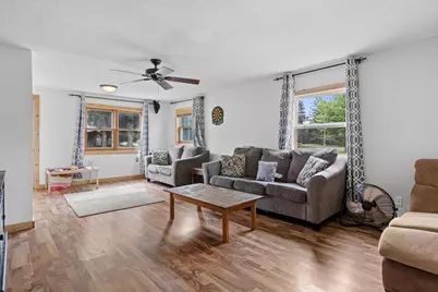 305 2nd Street NE, Pine City, MN 55063 - Photo 2