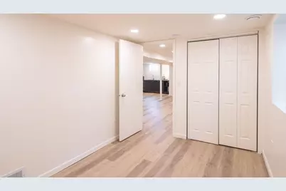 8741 3rd Avenue S, Bloomington, MN 55420 - Photo 32