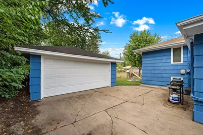 3411 Yates Avenue N, Crystal, MN 55422 - Photo 26