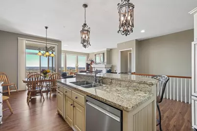 10100 Indigo Drive, Eden Prairie, MN 55347 - Photo 14