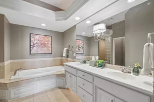 10100 Indigo Dr, Eden Prairie, MN 55347 - Photo 20