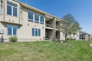 10100 Indigo Dr, Eden Prairie, MN 55347 - Photo 36