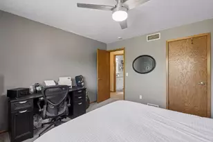 9629 Bennett Pl, Eden Prairie, MN 55347 - Photo 48