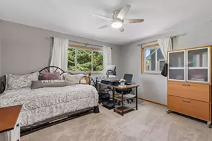 9629 Bennett Pl, Eden Prairie, MN 55347 - Photo 50