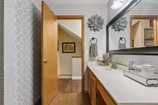 9629 Bennett Pl, Eden Prairie, MN 55347 - Photo 34