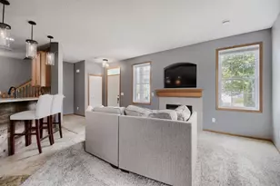 4360 Empress Dr N, Hugo, MN 55038 - Photo 4