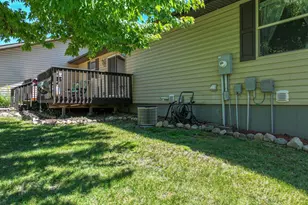 611 E Nestor St, Osakis, MN 56360 - Photo 38