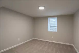 6418 Knoll St N, Golden Valley, MN 55427 - Photo 12