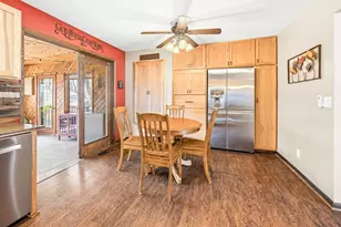 814 Craig Ave SW, Hutchinson, MN 55350 - Photo 6