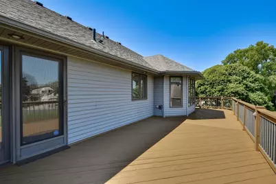 313 Wyndham Circle W, New Brighton, MN 55112 - Photo 22
