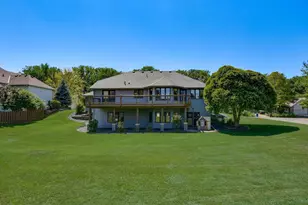 313 Wyndham Cir W, New Brighton, MN 55112 - Photo 42