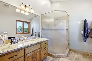 313 Wyndham Cir W, New Brighton, MN 55112 - Photo 26