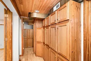 319 Annapolis St E, West Saint Paul, MN 55118 - Photo 16