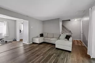 2721 Upland Ct, Plymouth, MN 55447 - Photo 8