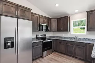 913 Harvest Dr SW, Lonsdale, MN 55046 - Photo 12