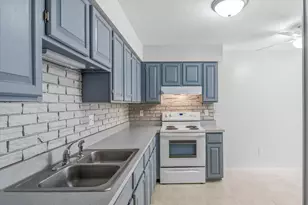 907 Monterey Dr, Shoreview, MN 55126 - Photo 12