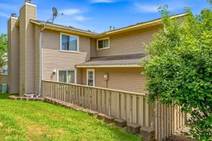 907 Monterey Dr, Shoreview, MN 55126 - Photo 4