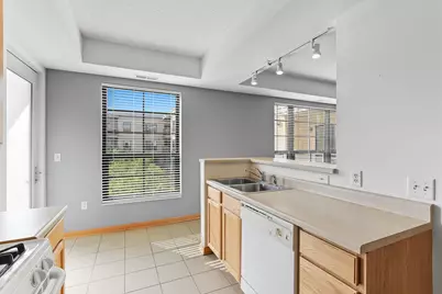 2566 Ellis Avenue #303, Saint Paul, MN 55114 - Photo 12