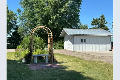 E910 Cedar Road, Eau Claire, WI 54701 - Photo 8