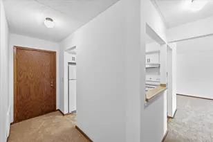 2455 Londin Ln E, Maplewood, MN 55119 - Photo 2