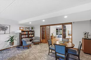 2455 Londin Ln E, Maplewood, MN 55119 - Photo 18