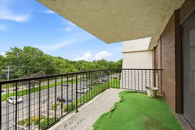 2455 Londin Lane E #417, Maplewood, MN 55119 - Photo 10