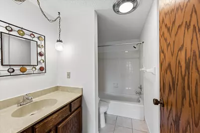 2455 Londin Lane E #417, Maplewood, MN 55119 - Photo 8