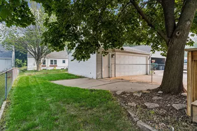 2007 Reaney Avenue E, Saint Paul, MN 55119 - Photo 32