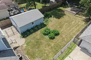 819 15th St N, Moorhead, MN 56560 - Photo 32