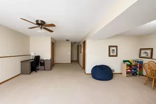 815 10th St W, Hastings, MN 55033 - Photo 16