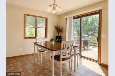 815 10th Street W, Hastings, MN 55033 - Photo 8