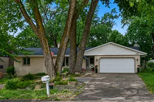 1201 County Road B2 W, Roseville, MN 55113 - Photo 22
