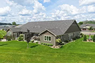 3588 Newcastle Dr, River Falls, WI 54022 - Photo 28