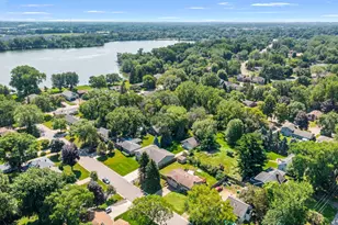 1561 15th Terrace NW, New Brighton, MN 55112 - Photo 8