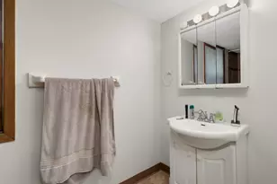 588 Selby Ave, Saint Paul, MN 55102 - Photo 14