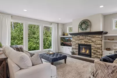 34 Rapp Farm Boulevard, North Oaks, MN 55127 - Photo 8
