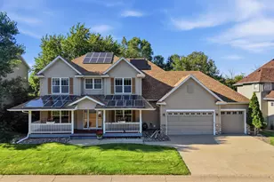 655 Lexie Ct, Eagan, MN 55123 - Photo 1
