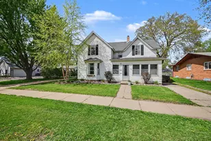 714 4th St W, Hastings, MN 55033 - Photo 1