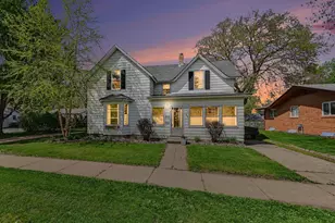 714 4th St W, Hastings, MN 55033 - Photo 2