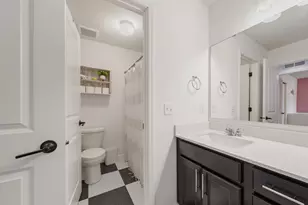 762 Stonegate Rd, Chanhassen, MN 55317 - Photo 30
